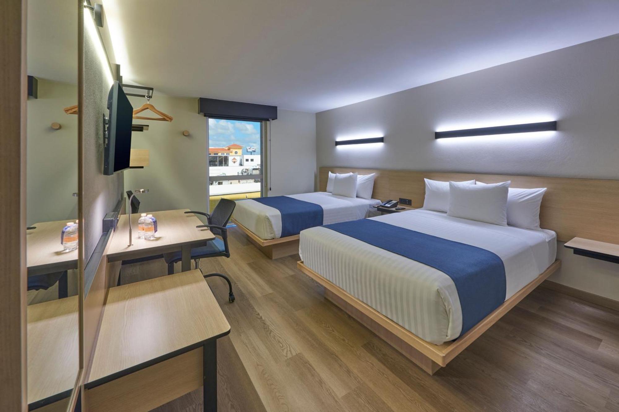 City Express By Marriott Cancun Aeropuerto Alfredo V. Bonfil Exterior photo